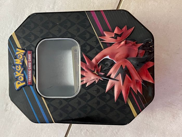 Tin Pokebox Pokémon zénith suprême électhor de galar