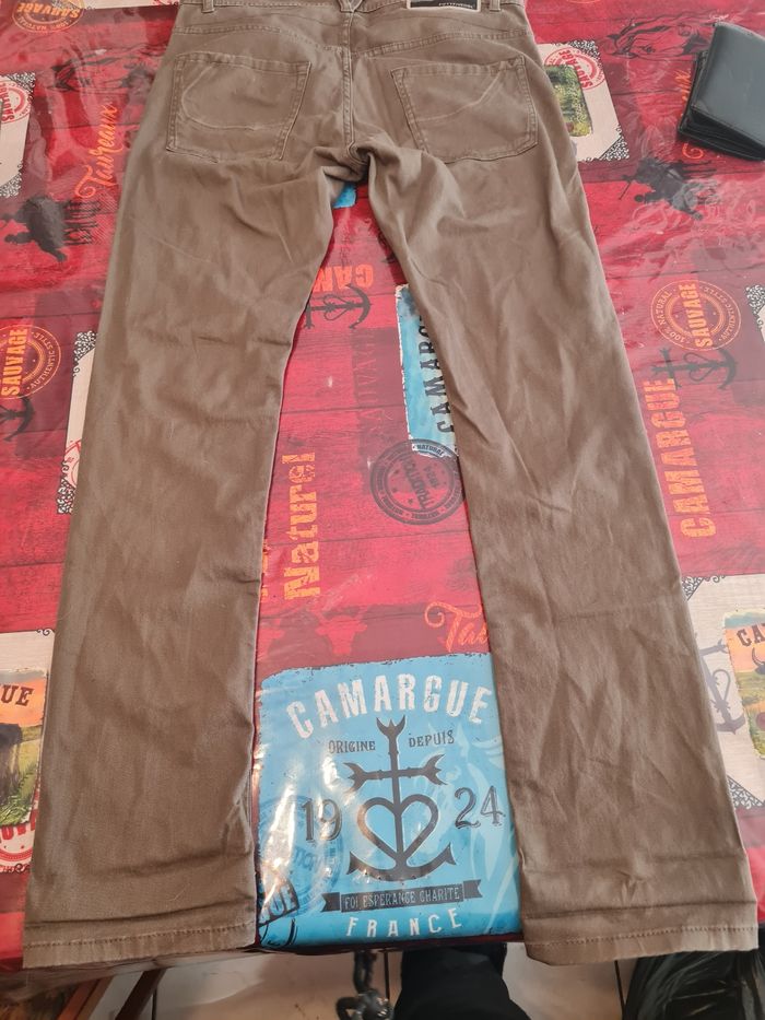 Vend pantalon kaki très bon état - photo numéro 3