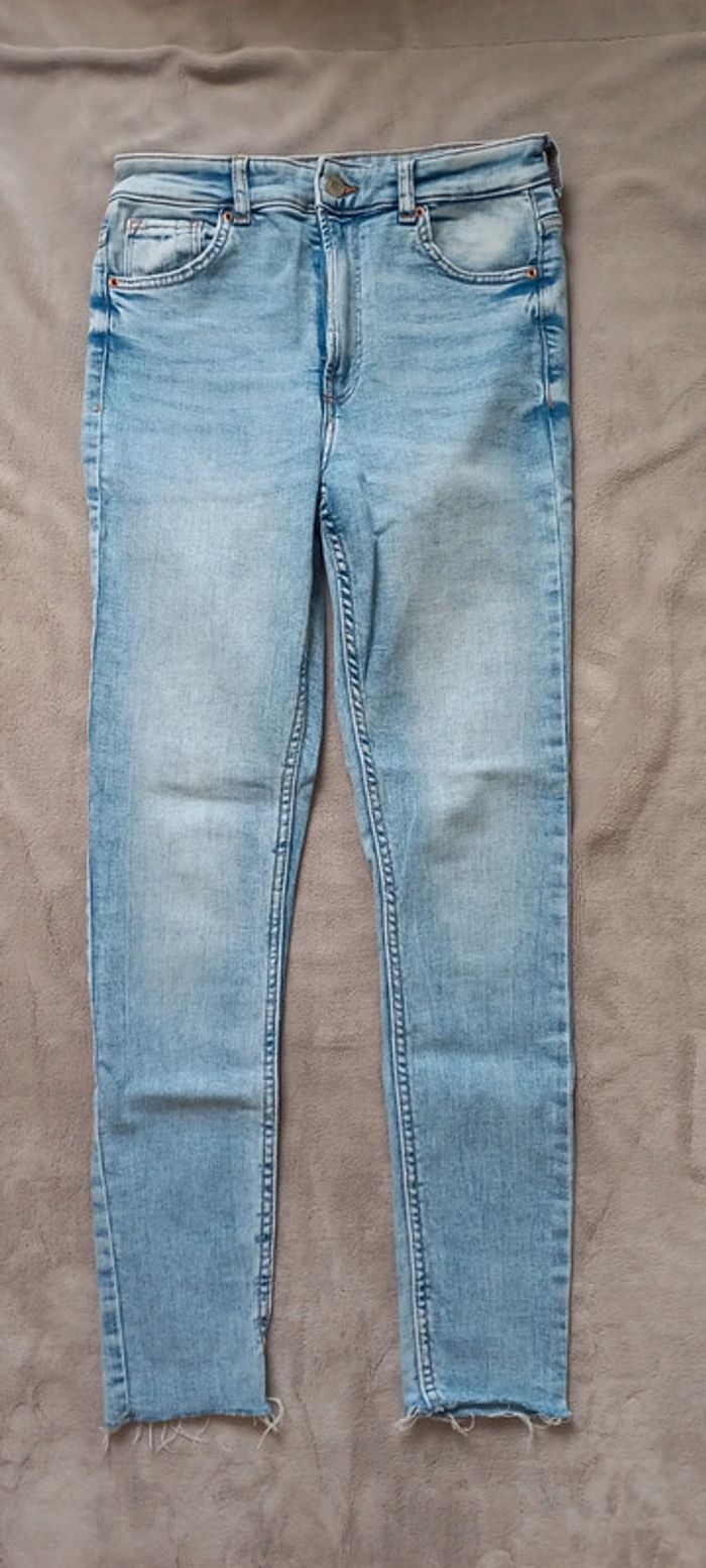 Jean skinny, Bershka, taille 38 - photo numéro 2