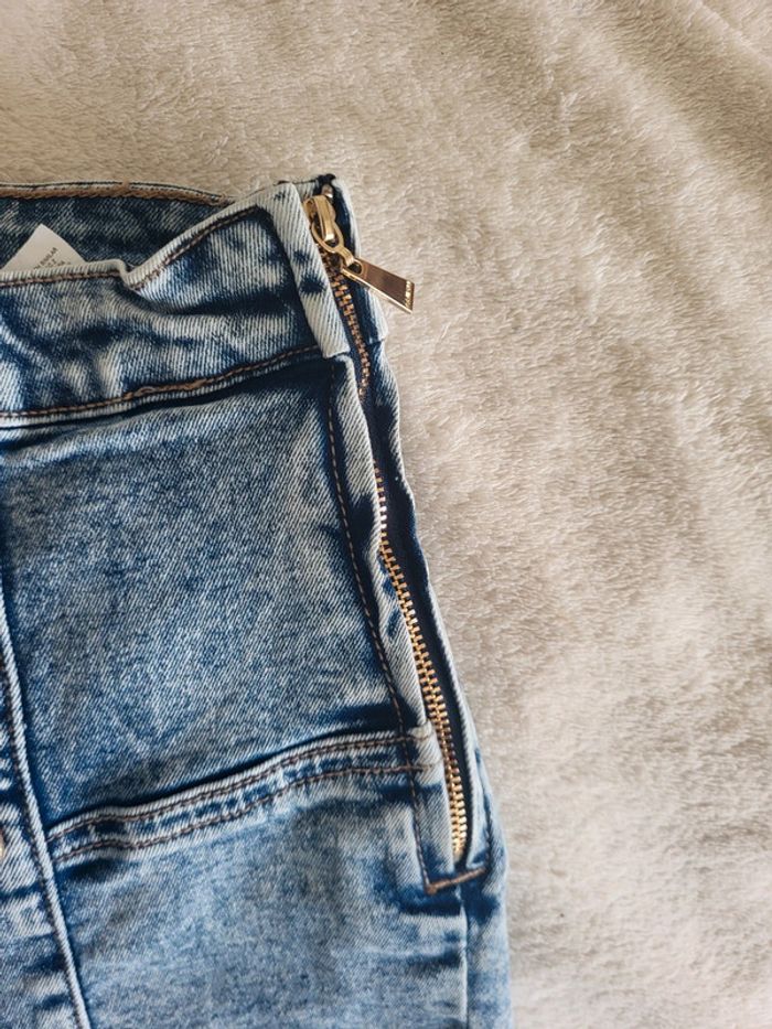 Superbe short . - photo numéro 3