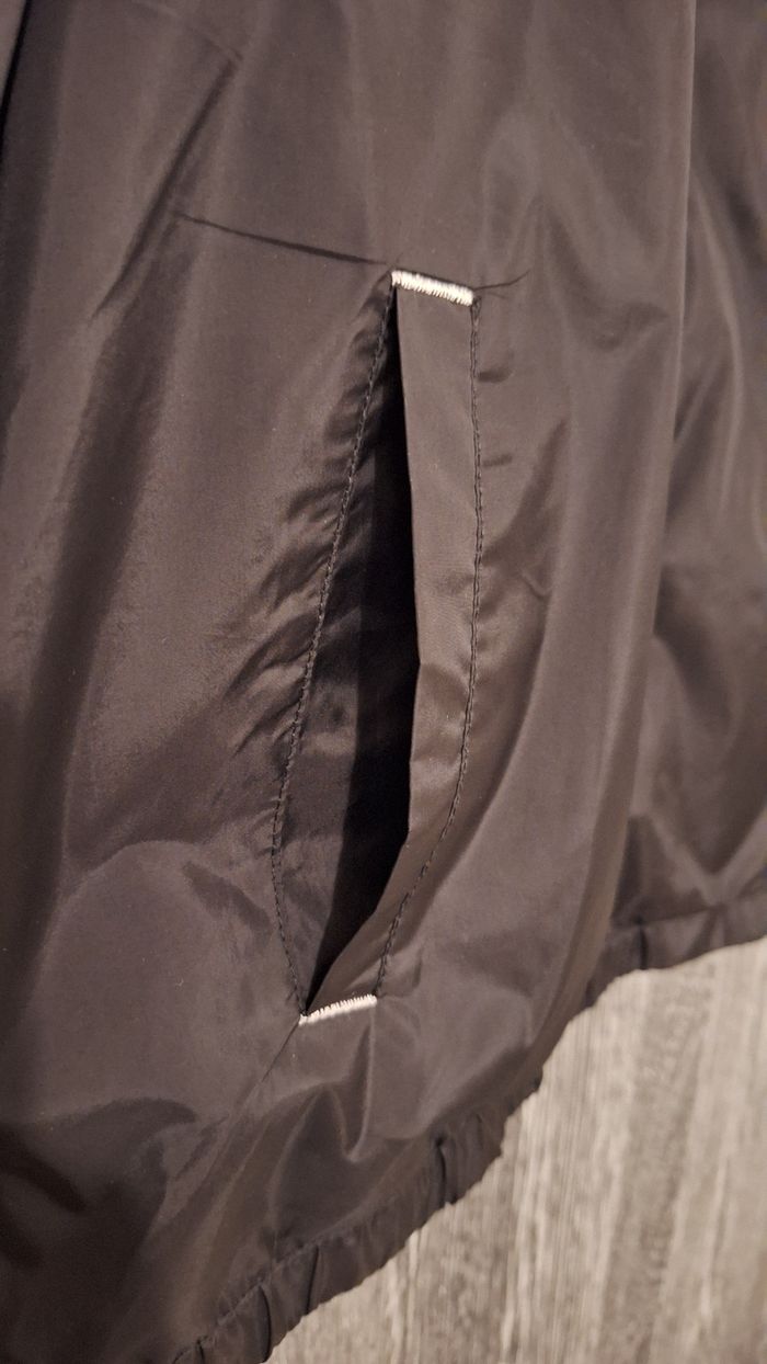 Veste coupe-vent à capuche Levi's noir et blanc - photo numéro 4