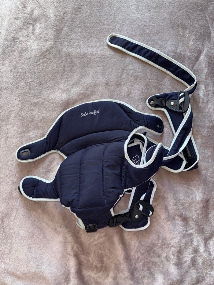 Porte bébé - bébé confort.