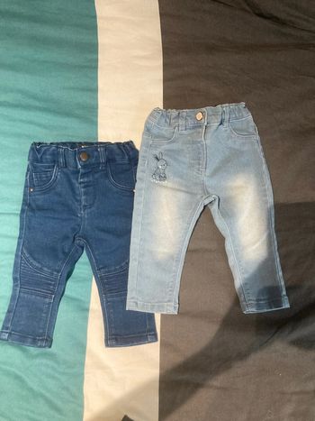 Lot 2 jeans bébé fille