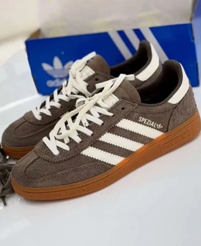 Adidas Handbal spezial taille 41 - photo numéro 2