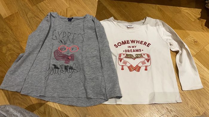 Lot 2 T-shirt 5 ans