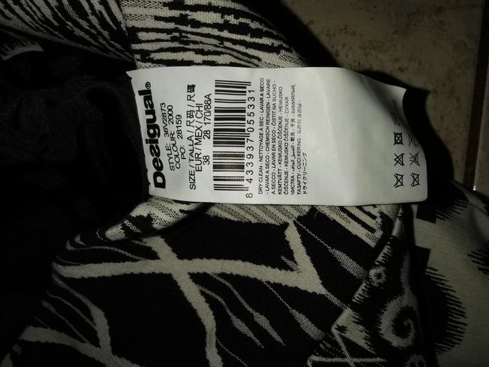 Robe desigual 38 - photo numéro 7