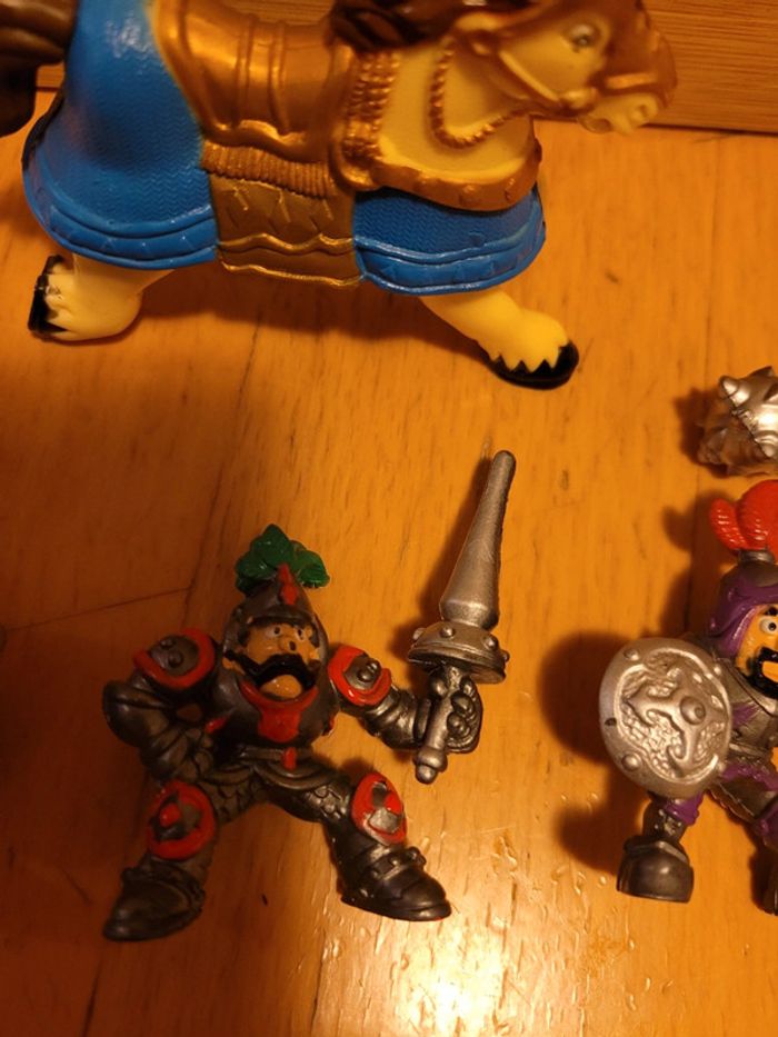 Lot figurines chevaliers - photo numéro 5