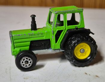 Tracteur miniature vert majorette n208 1/65