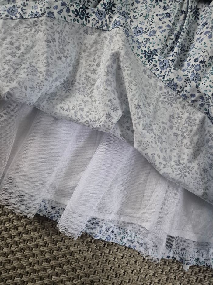 Robe cérémonie fleurie - 8 ans - photo numéro 3