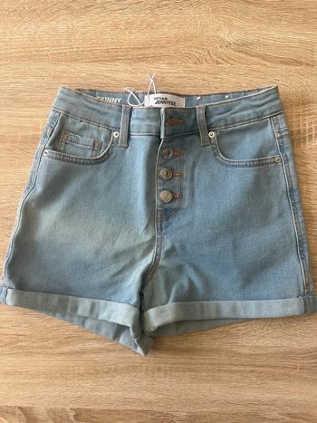 Short en jeans bleu clair