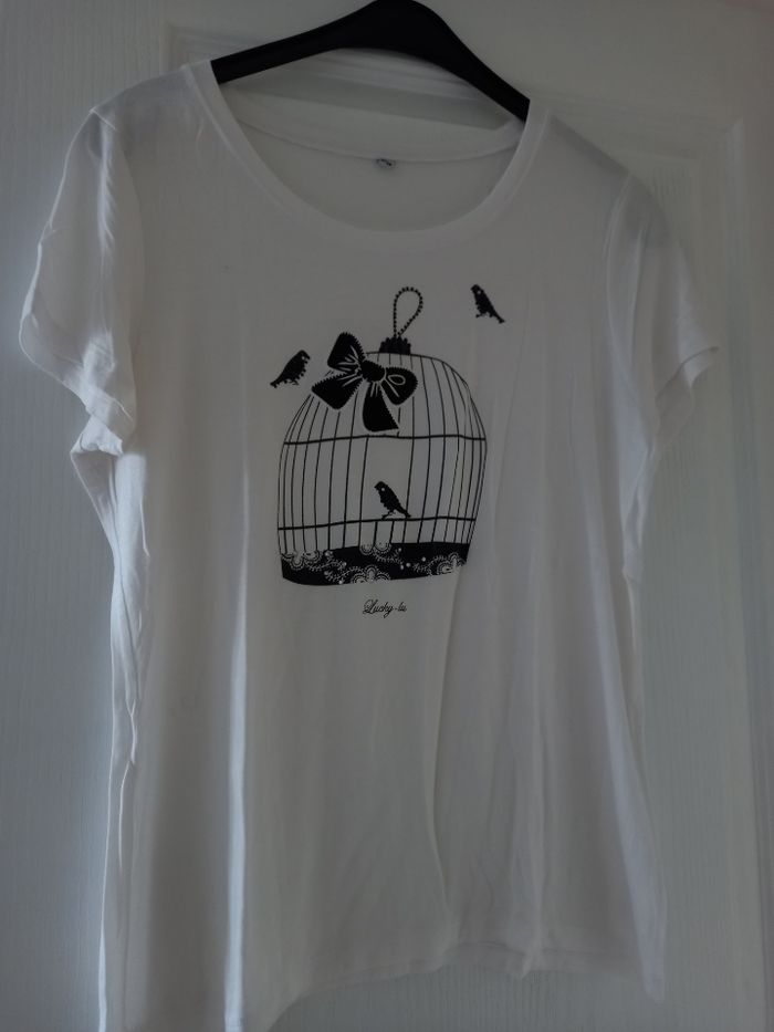 Tee-shirt fantaisie manches courtes blanc taille 46