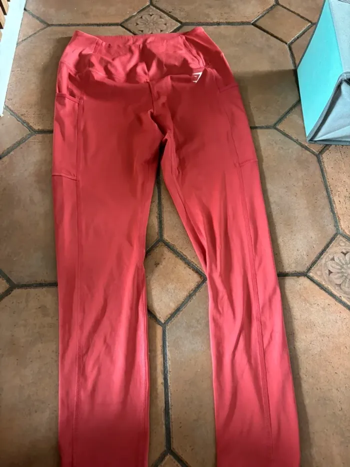Legging gymshark rouge corail