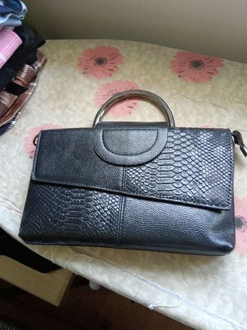 Pochette avec bandoulière