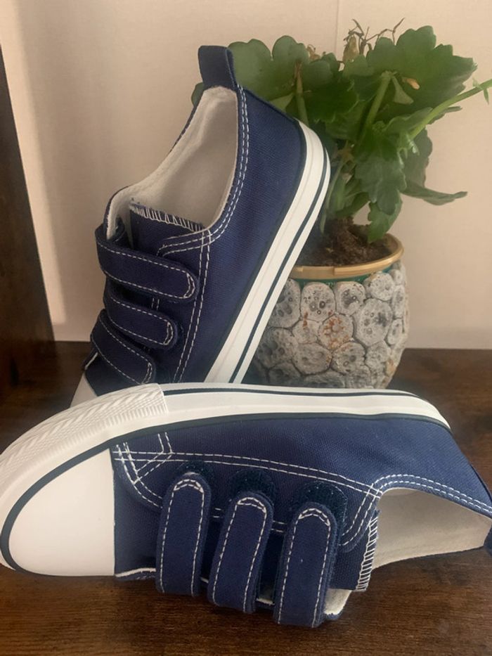 Baskets scratchs 32
