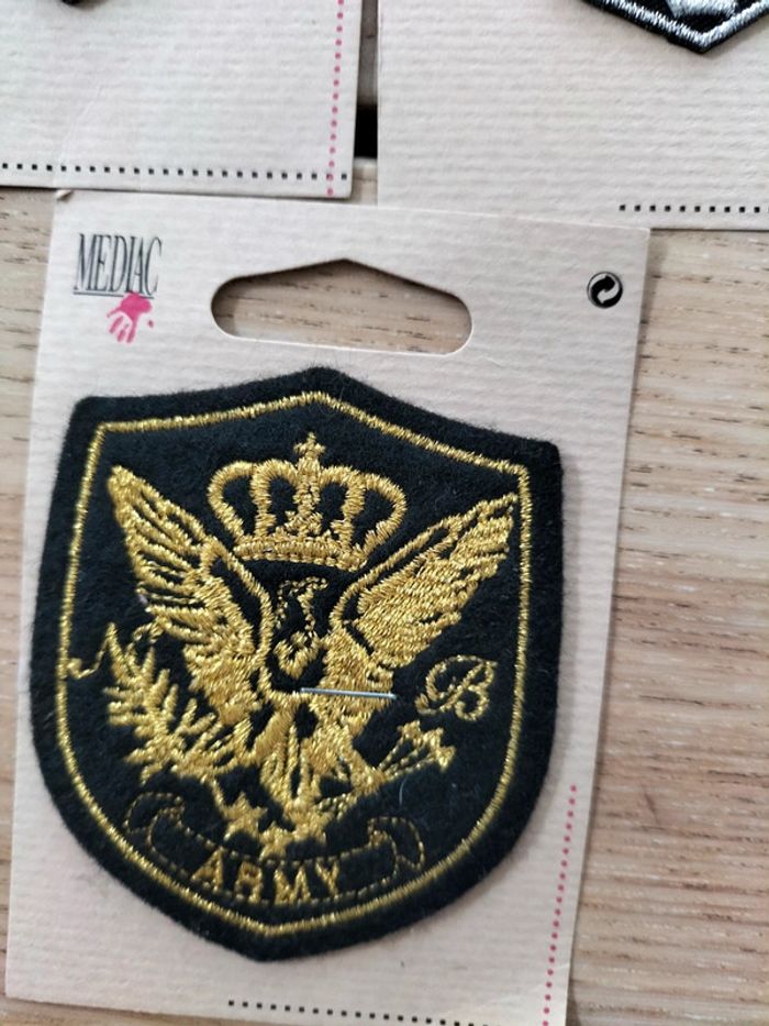 Thermocollants style militaire pour accessoiriser un vêtement - photo numéro 5