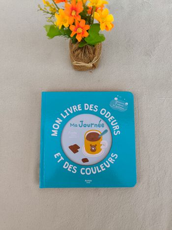 Livre à sentir Ma journée Auzou