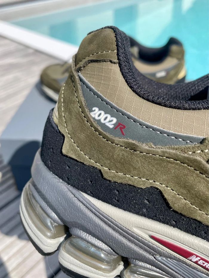 New balance 2002r protection pack olive / kaki - photo numéro 5