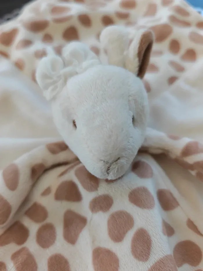 Doudou Lucy la girafe - photo numéro 2