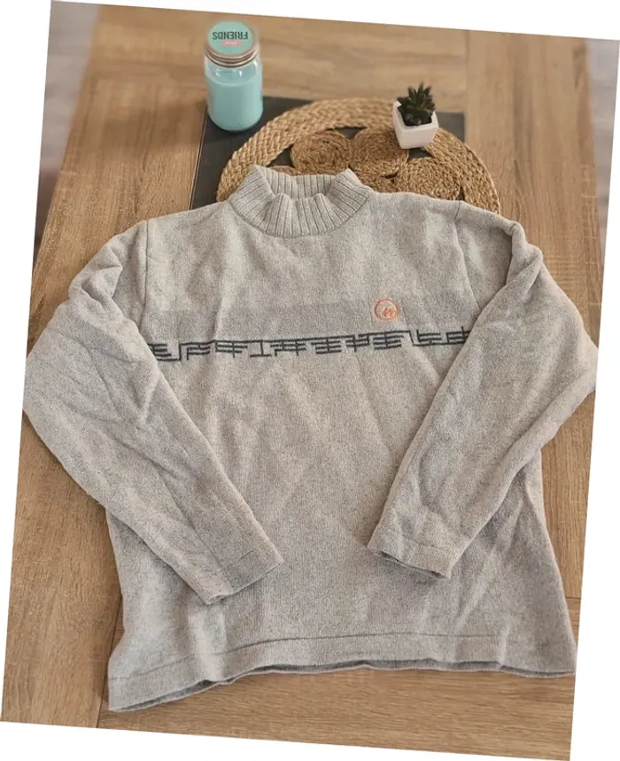 Pull décathlon taille M