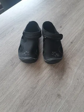 Chaussure d'eau taille 26