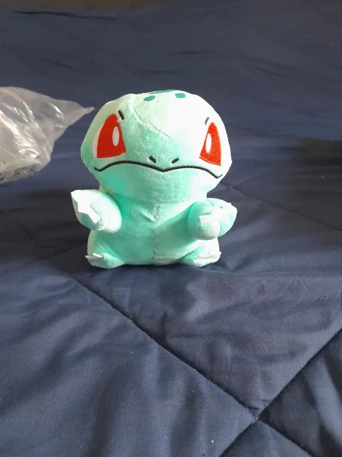 Peluche pokemon bulbasaur - photo numéro 5