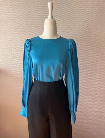 Pretty satin blouse &Other stories blue 36 S