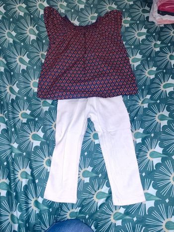 Ensemble top + legging court taille 5 ans