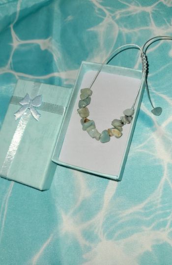 Bracelet bleu avec pierre