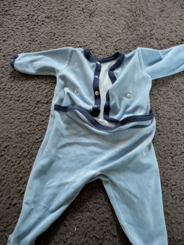 Pyjama - photo numéro 2