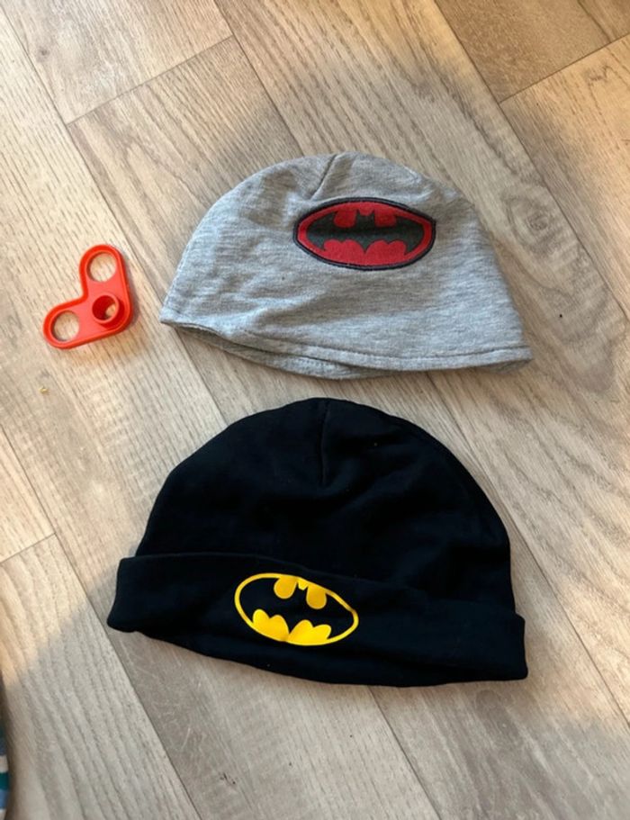 Lot 2 petit bonnets Batman bébé