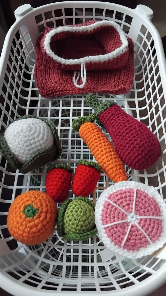 Lot de dînette crochet et son sac