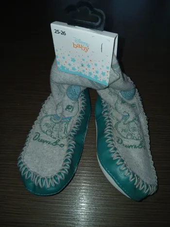 Chaussons chaussettes dumbo disney 25/26