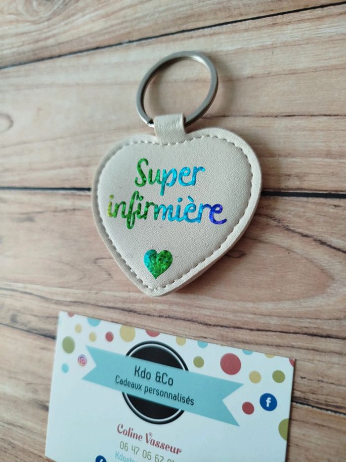 Porte-clé similicuir coeur super infirmière - photo numéro 2