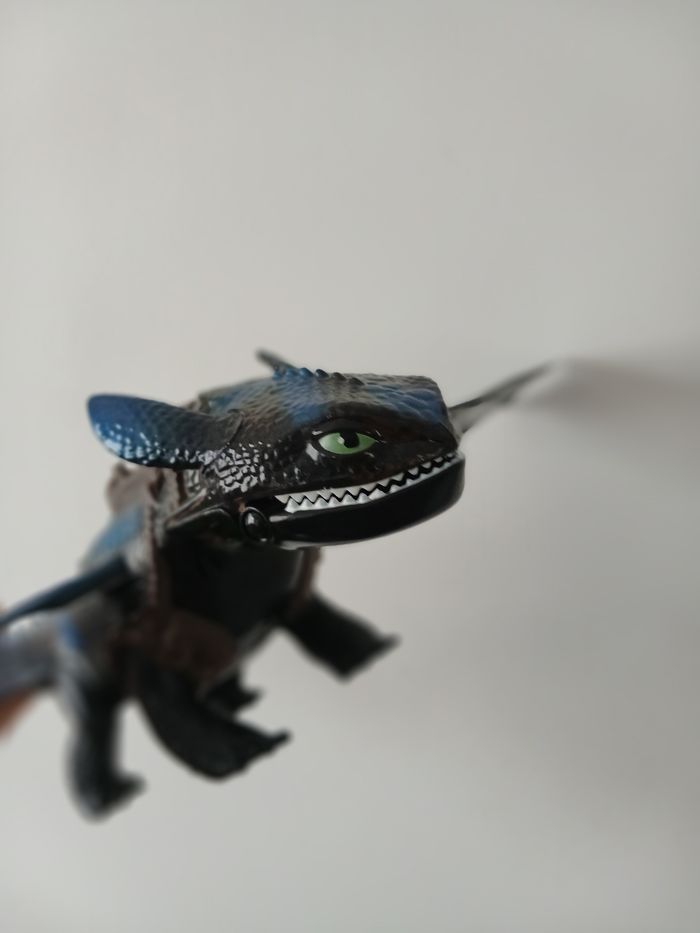 Figurine Krokmou (Toothless) - Deluxe Dragon "Hidden World" - photo numéro 2