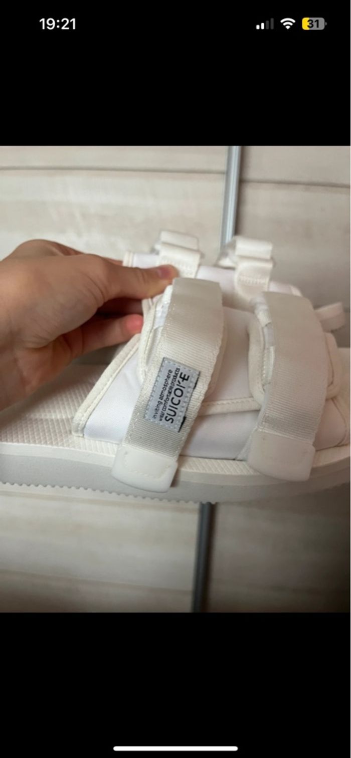 Suicoke - photo numéro 3