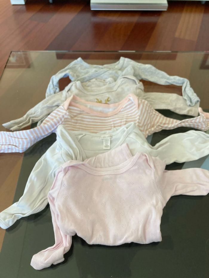 Lot de 5 bodys ML 12 mois