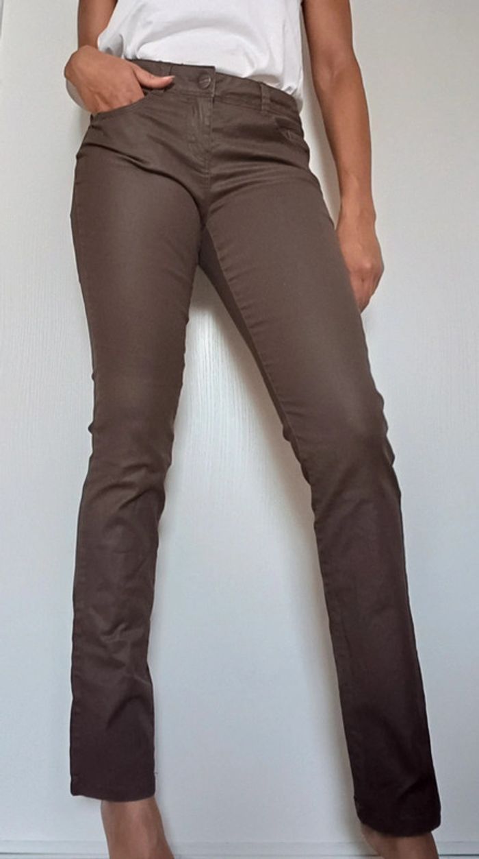 Pantalon marron ciré cache cache T38