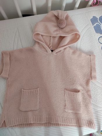 Pull sans manches taille 12 mois