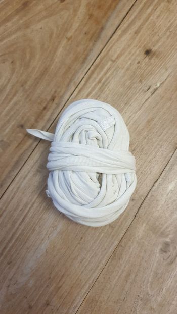 Loisirs créatifs DIY fil Tee-shirt trapilho blanc en coton