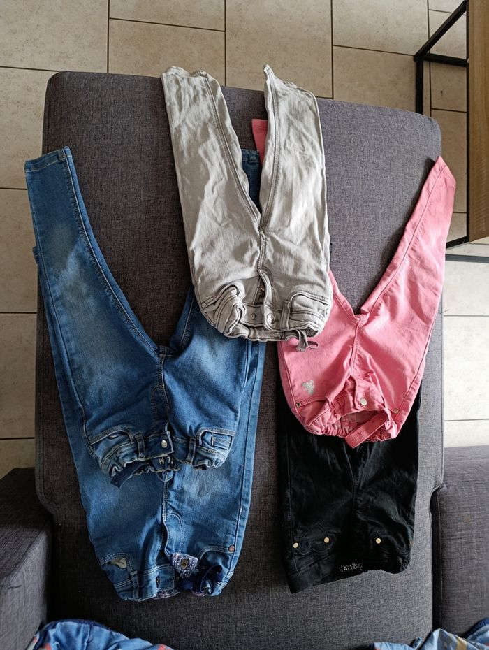 Lot de 5 jeans taille 3 ans fille