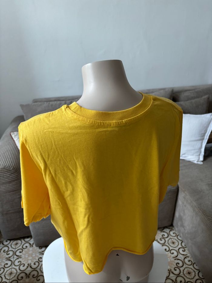 T-shirt croc top jaune - photo numéro 2