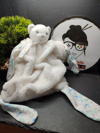 Doudou plat ours plume blanc bleu vert kaloo feuilles oiseaux fleur Bleu Côtelé 