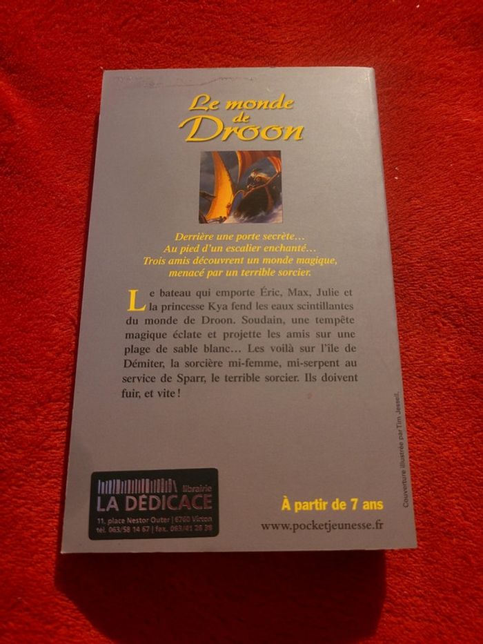 Le monde de droon. L'île de la sorcière - photo numéro 2