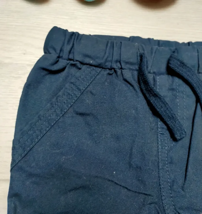 Short fin bleu marine mixte 6 mois Kiabi - photo numéro 2