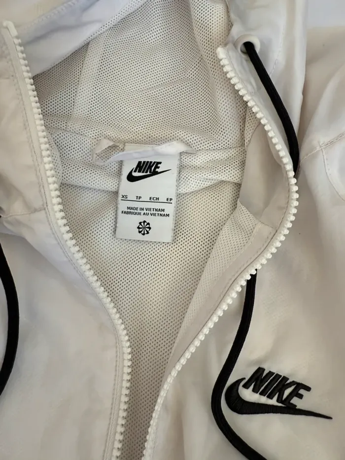 Veste Nike homme taille XS - photo numéro 2