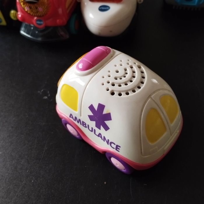 Tut Tut bolide clémence ambulance - photo numéro 3