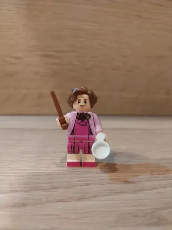 Figurine type lego Dolores Harry Potter
