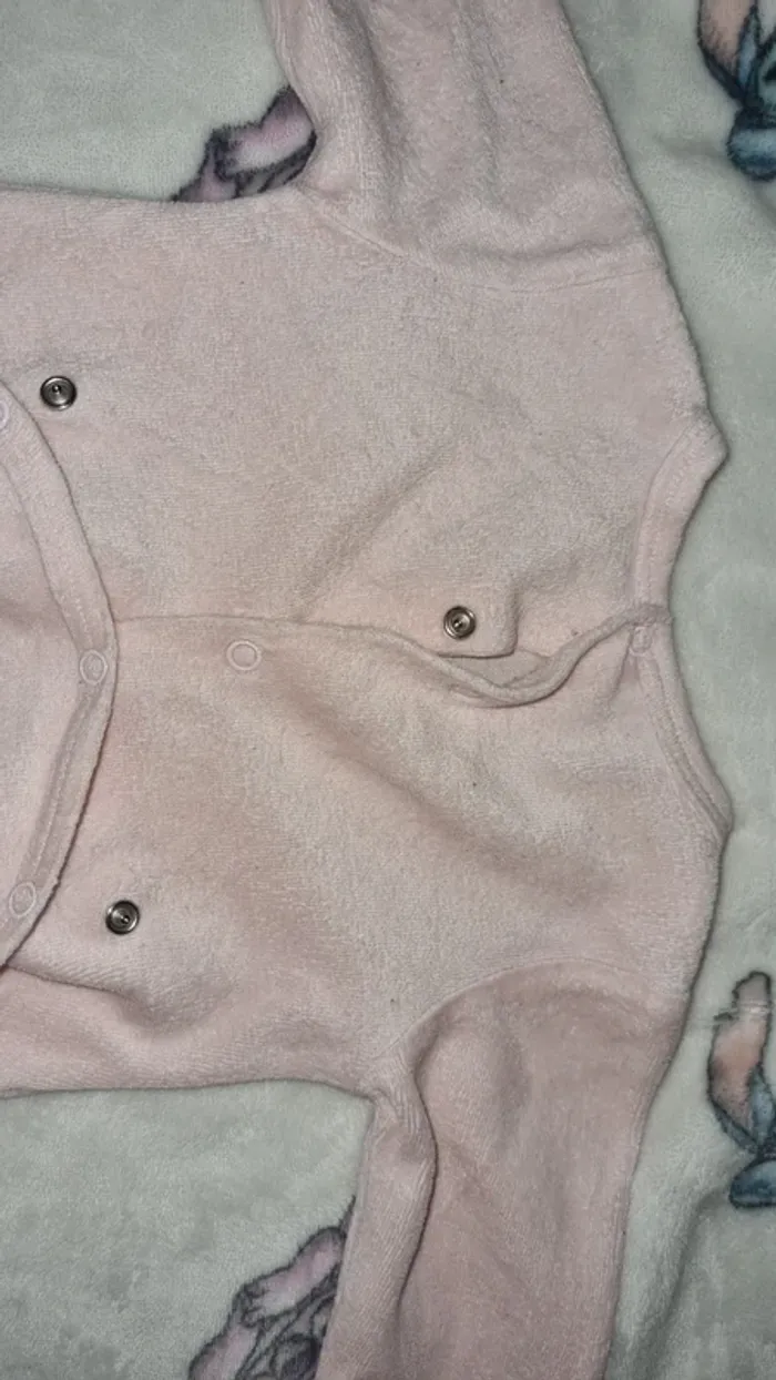 Pyjama princesse 6 mois en bon état - photo numéro 8