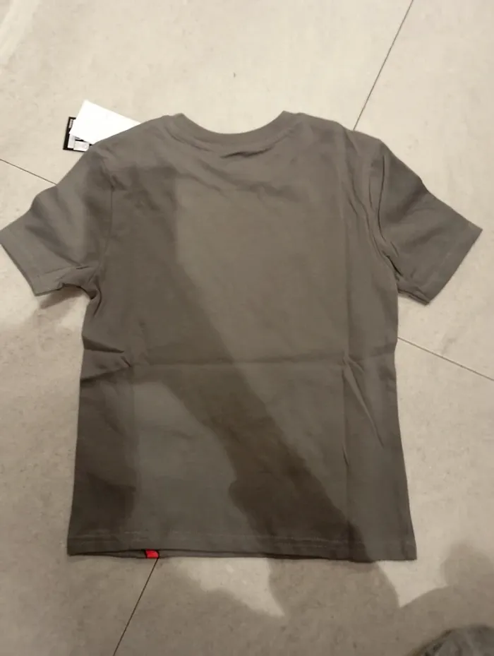 T-shirt marvel - photo numéro 2