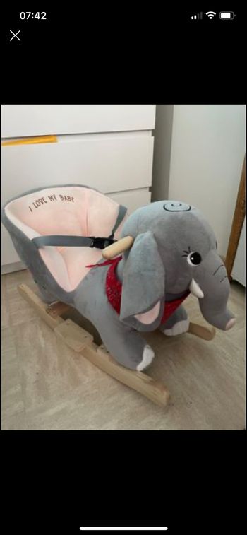 Éléphant a bascule